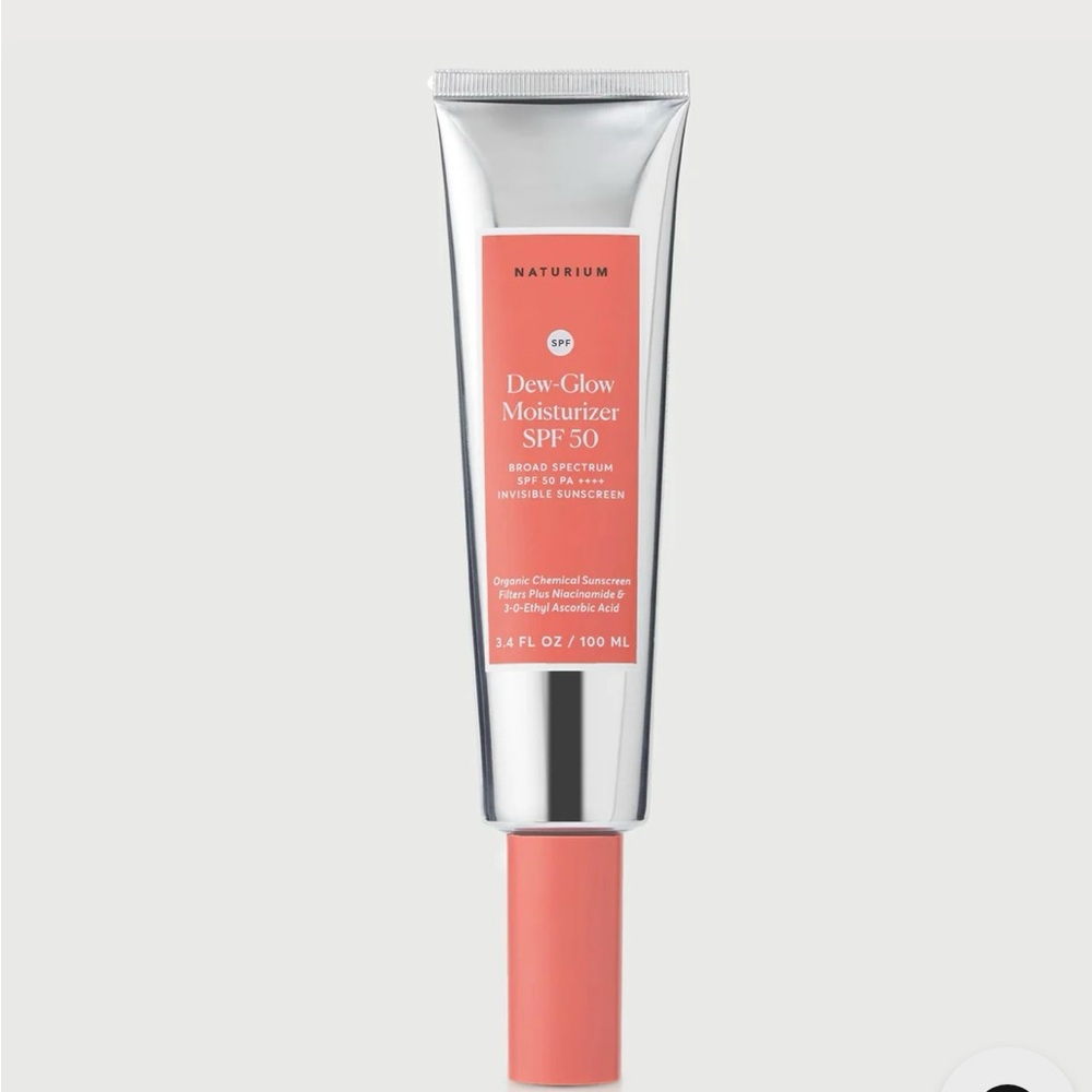 Dew-Glow TINTED Moisturizer SPF 50